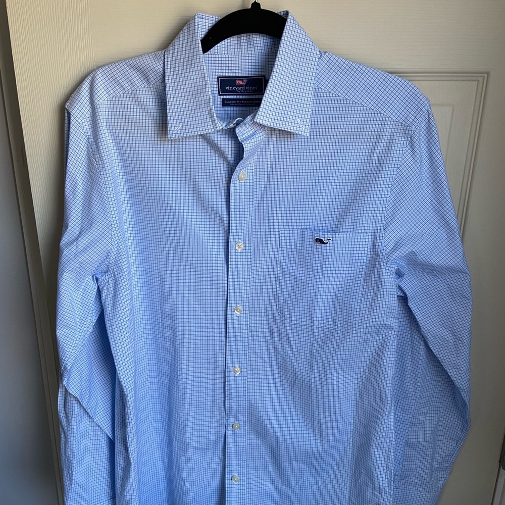 Men’s Vineyard Vine Button down Dress Shirt
